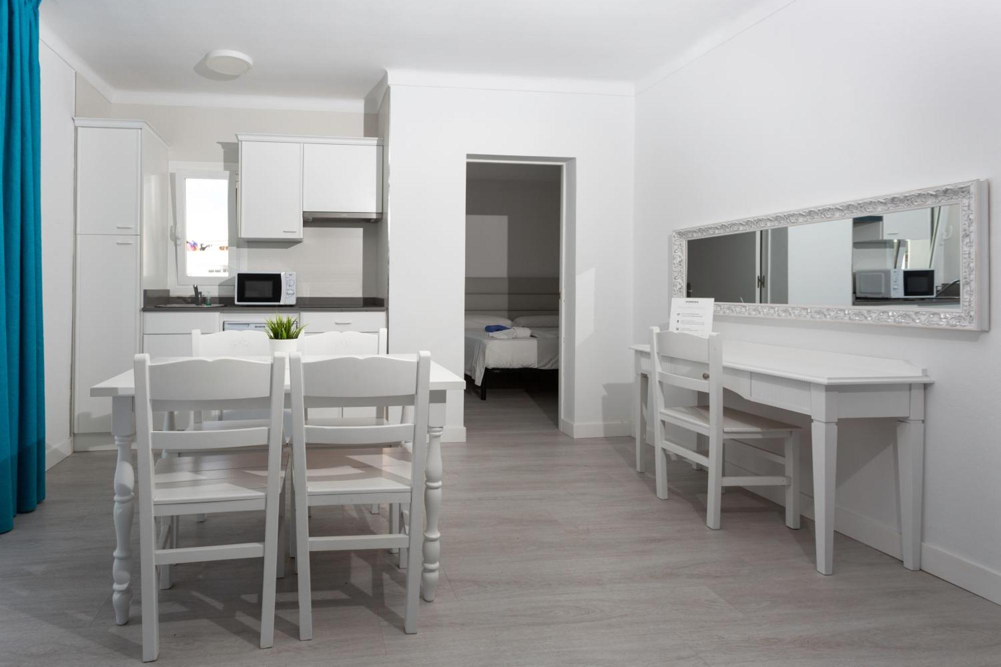 Ferrera Suites Кала-Феррера Экстерьер фото